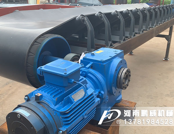 根據(jù)物料特性如何正確選擇輸送機？